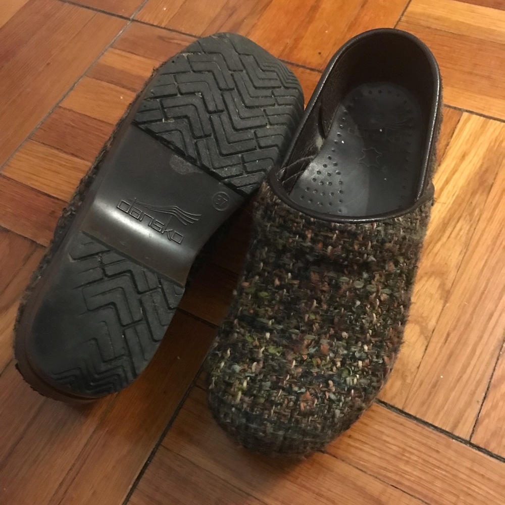 Brown tweed fabric Dansko clogs, size 37